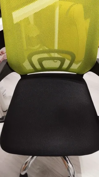 Silla de escritorio ergonómica verde