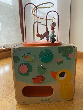 Cubo actividades madera Janod Montessori