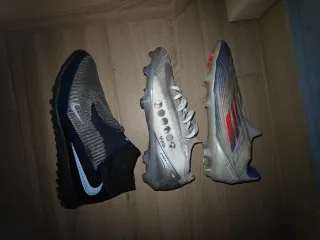 3 Botas de fútbol ocasión