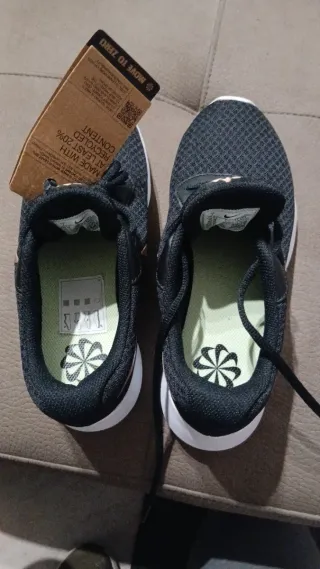 Scarpe Nike Donna 38 Nuove