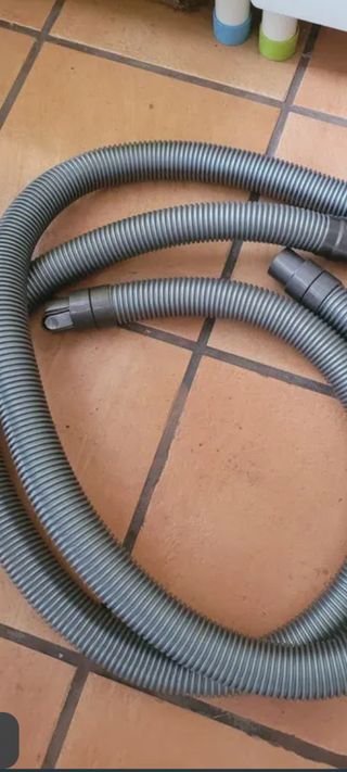 MANGUERA DYSON SEGUN FOTO EN PERFECTO ESTADO USADA