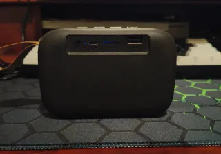 Bocina Portátil Bluetooth con Entradas Múltiples