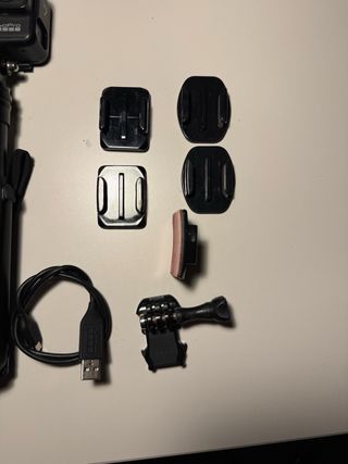 GoPro Hero 7 Black + Accessori