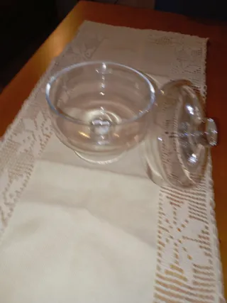 Alzatina porta dolci con coperchio