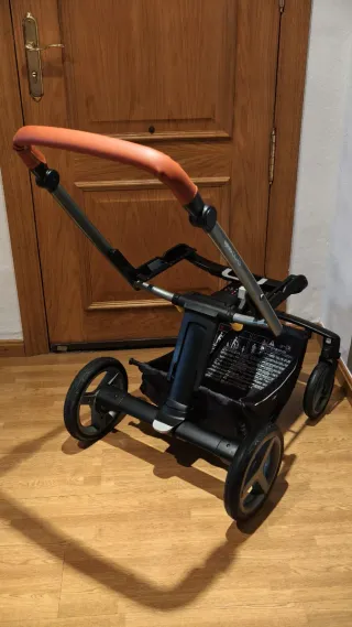 Passeggino completo 3 pezzi marca Inglesina