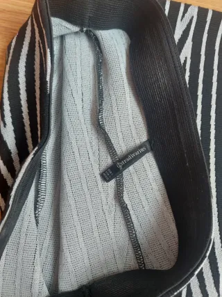 Falda mini de Stradivarius – Estampado Geométrico