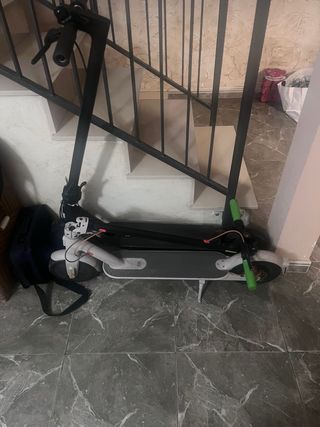 Patinete Eléctrico Xiaomi el precio incluye los 2