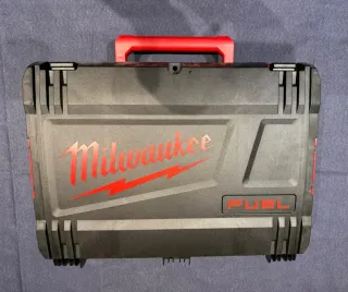 Maletín Milwaukee Fuel Negro