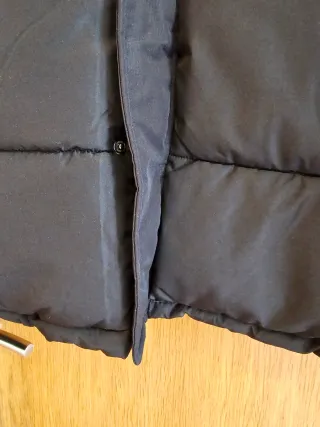 Abrigo plumífero Reebok negro nuevo