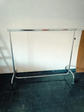 Perchero Burro Metálico