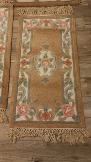 Tris Tappeti Beige e Rosa