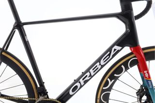 Orbea Orca OMX Lotto Dstny Di2 12V (carretera) t.58 Reacondicionada