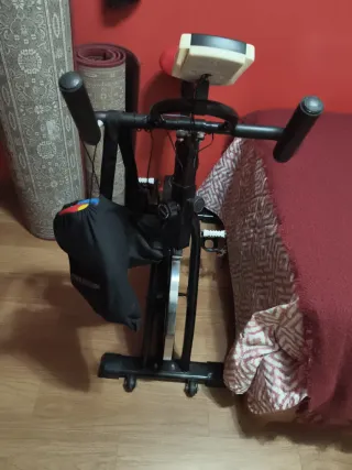 Andador y bicicleta estática