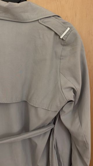 Gabardina Mango azul clarito