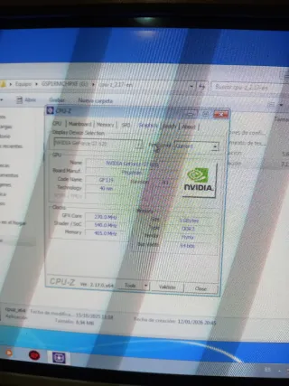 Ordenador eMachines Negro con detalles verdes