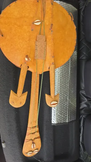 Strumento etnico africano