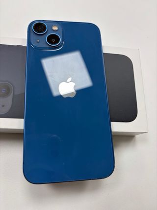 iPhone 13 128GB Azul vida de la bateria 79%