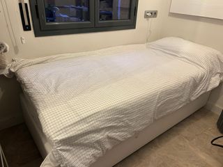 Cama individual con almacenaje