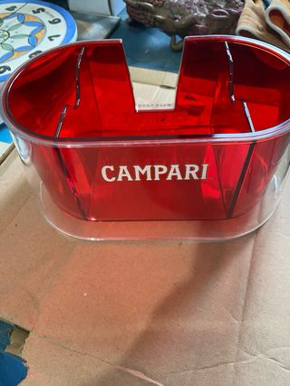 Portatovaglioli e cannucce Campari