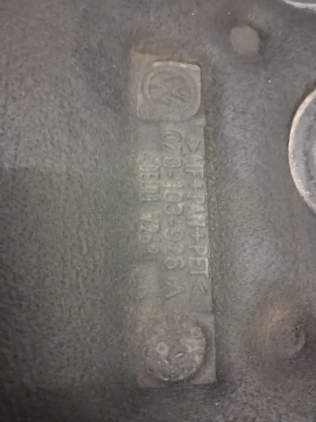 Tapa Motor VW Touareg R5 TDI