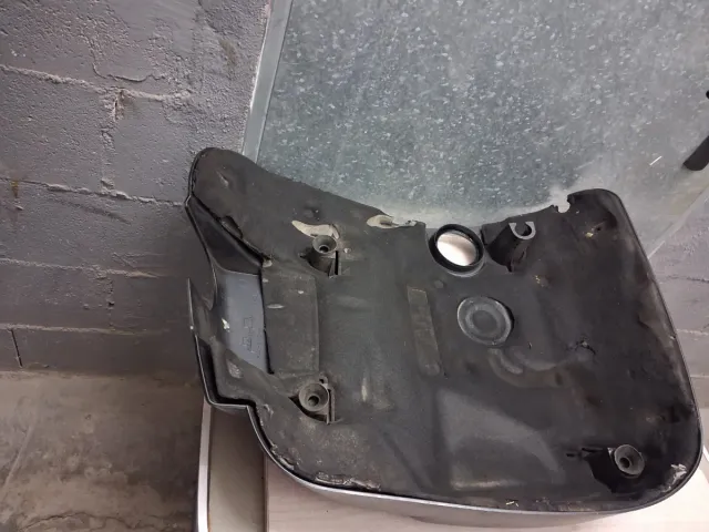 Tapa Motor VW Touareg R5 TDI