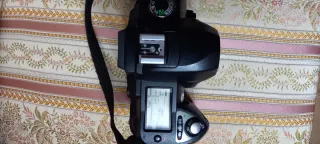 Fotocamera Nikon D70 completa