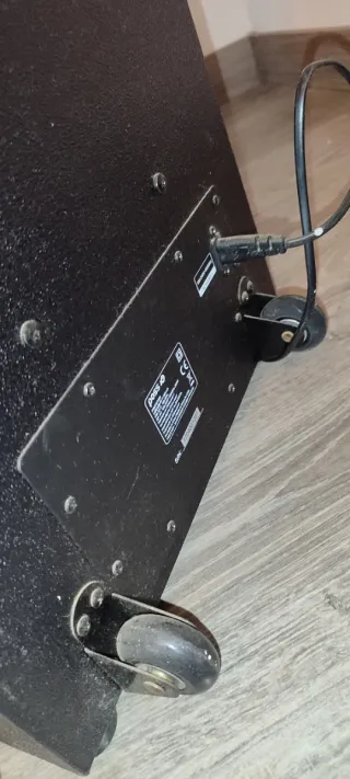 Torre de Sonido POSS 400W Bluetooth