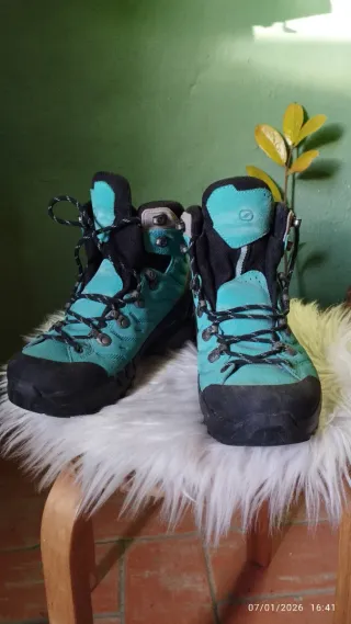 Botas de montaña Scarpa Talla 37