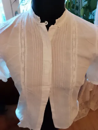 Camicetta retrò bianca con pizzo Prezzo cadauno