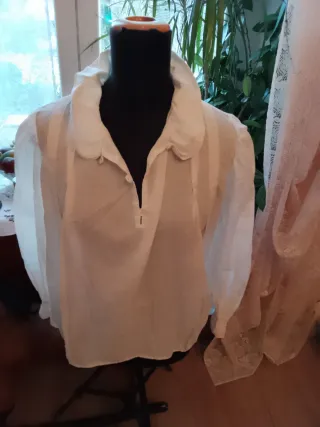 Camicetta retrò bianca con pizzo Prezzo cadauno