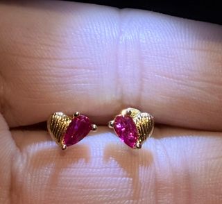 Pendientes Corazón Rojo y Dorado