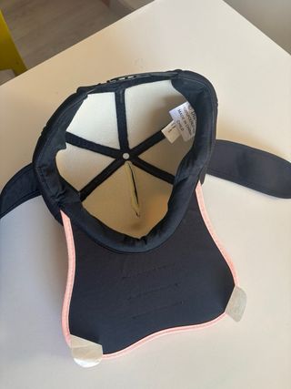 Gorra Goofy Disneyland Disney Negra y Rosa