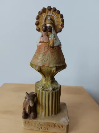 Ntra Sra del Tura Olot Figura 19 cm