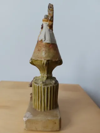 Ntra Sra del Tura Olot Figura 19 cm