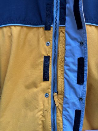 Anorak esquí amarillo y negro