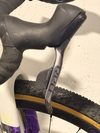 Bicicleta de gravel tope de gama. Scott addict RC