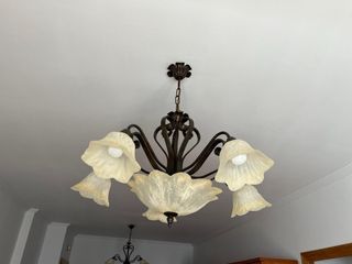 Lámpara de techo de cristal y metal