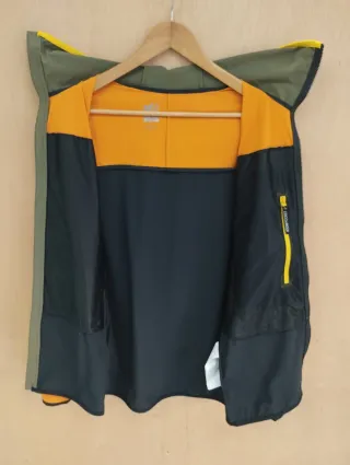 Chaqueta térmica de Millet. Modelo XCS Men.