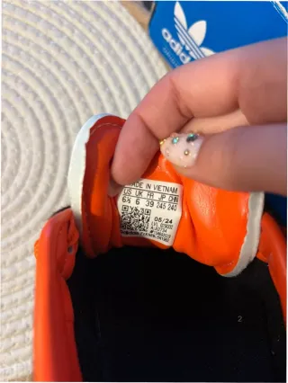 Adidas Samba OG Leopardo Rojo Talla 39