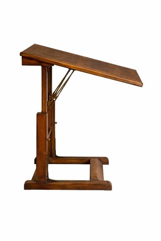 Mesa de arquitecto antigua de madera