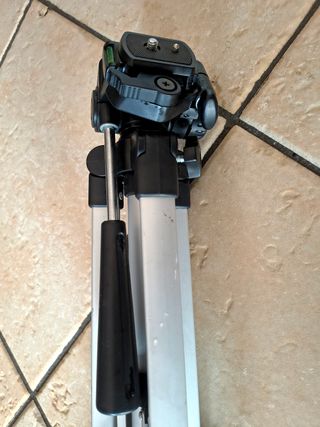 Treppiede macchina fotografica 142 cm