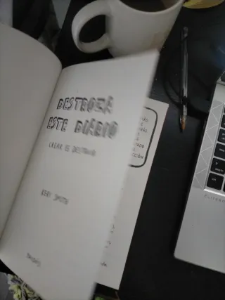 Destroza este diario