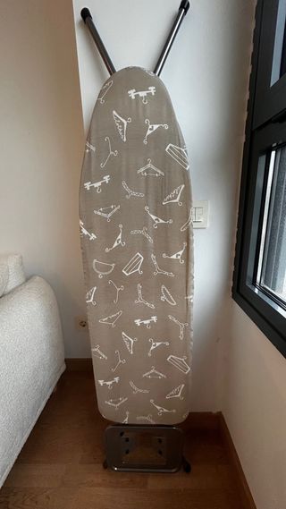 Tabla de planchar con funda