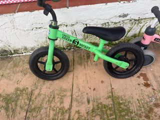 Bicicleta de aprendizaje verde