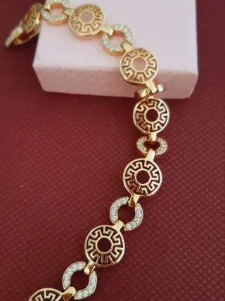 Pulsera chapada en oro con circonitas