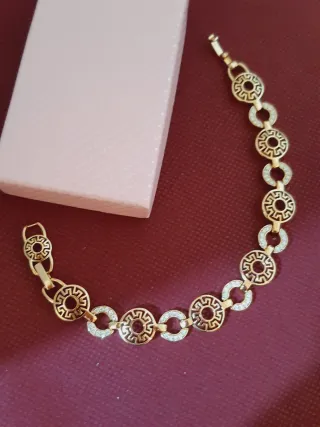 Pulsera chapada en oro con circonitas