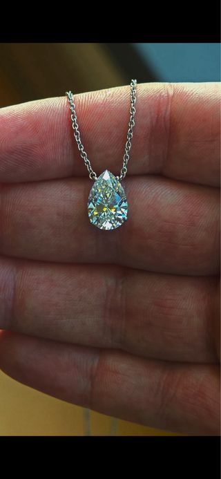 Joyeria Personalizada, oro en diamantes