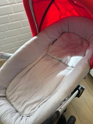 Carro de bebé Quinny Buzz rojo