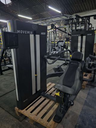 Máquina de gimnasio para uso intensivo