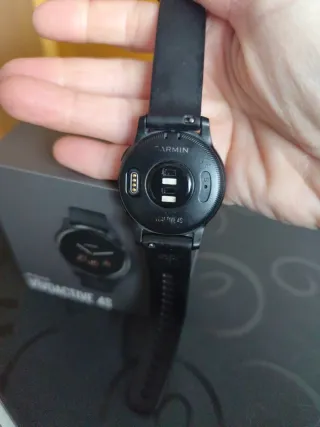 Reloj Garmin Vívomove 4S Negro